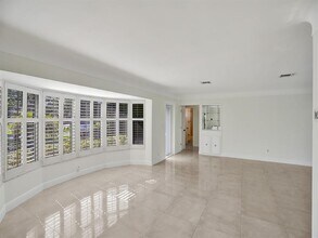 4731 NE 26th Ave in Fort Lauderdale, FL - Building Photo - Building Photo