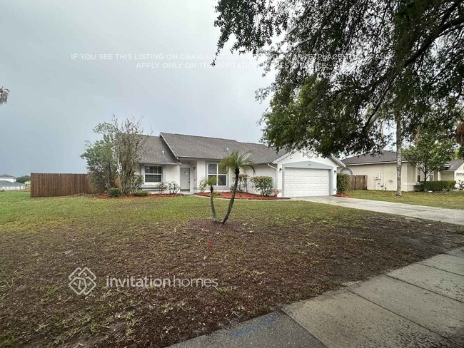property at 4615 Hazelgrove Dr