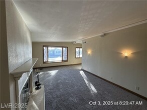 319 Yosemite St in Las Vegas, NV - Building Photo - Building Photo