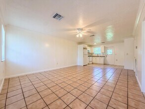 3075 Floweva St in Palm Springs, FL - Building Photo - Building Photo