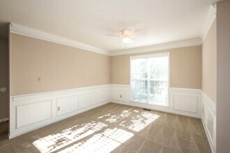 1248 Mill Race Ln in Matthews, NC - Foto de edificio - Building Photo