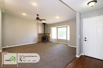 1857 Sutterwood Dr in Redding, CA - Building Photo - Building Photo