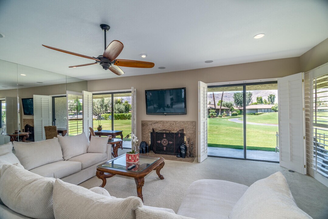 3 Harvard Ct in Rancho Mirage, CA - Building Photo