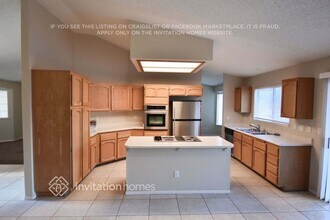 3640 N Glen Ridge Way in Las Vegas, NV - Building Photo - Building Photo