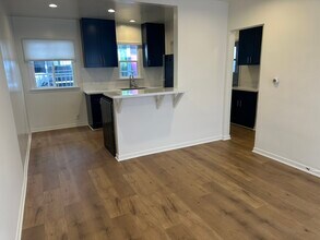 436 Rosecrans Ave, Unit C in Manhattan Beach, CA - Building Photo - Building Photo