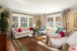 1625 Opechee Way in Glendale, CA - Building Photo - Building Photo