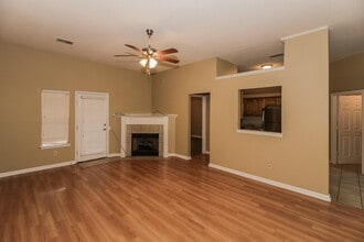 8207 Cross Point Dr in Olive Branch, MS - Building Photo - Building Photo