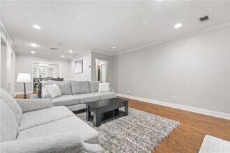 13 Normandy Ct in Atlanta, GA - Building Photo - Building Photo