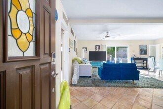 4385 E Pso Caroleta in Palm Springs, CA - Building Photo - Building Photo