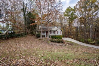 225 Hawkins Farm Cir in Ball Ground, GA - Building Photo - Building Photo