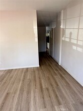 1231 S Mariposa Ave in Los Angeles, CA - Building Photo - Building Photo