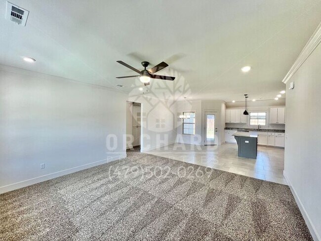 2003 E Hudson Dr photo'