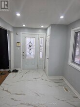 25 Rushley Dr in Toronto, ON - Building Photo - Building Photo