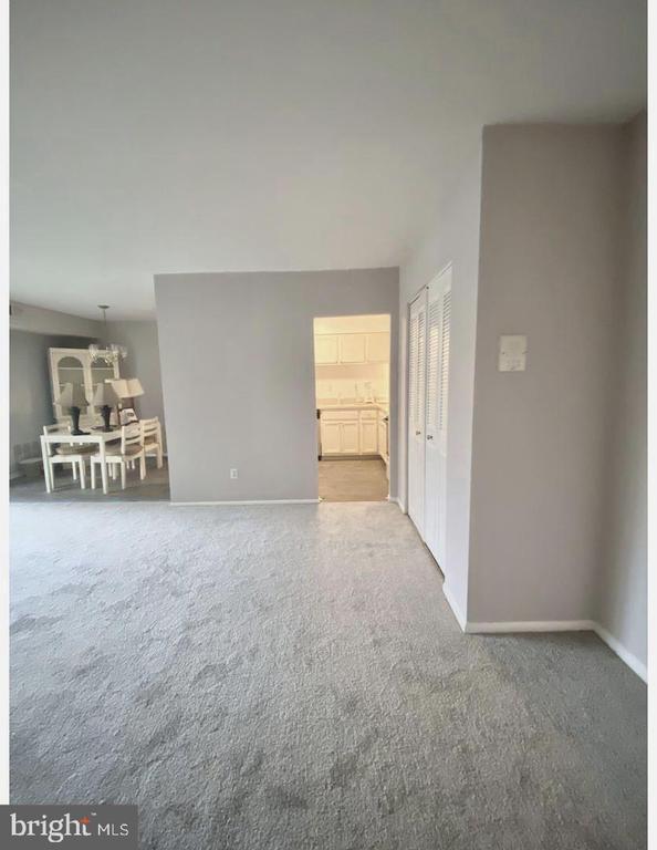 property at 7 Rockford Rd