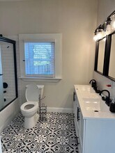 1714 Connally Dr in Atlanta, GA - Building Photo - Building Photo