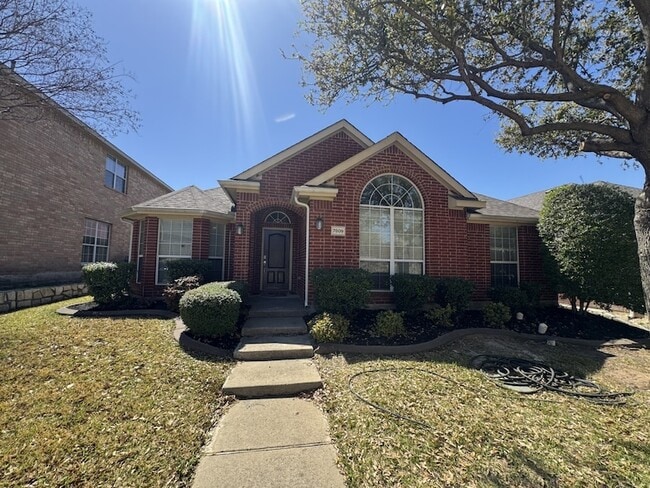 property at 7809 Loma Alta Trail