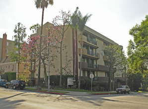 Hollywood Vista in Los Angeles, CA - Foto de edificio - Building Photo