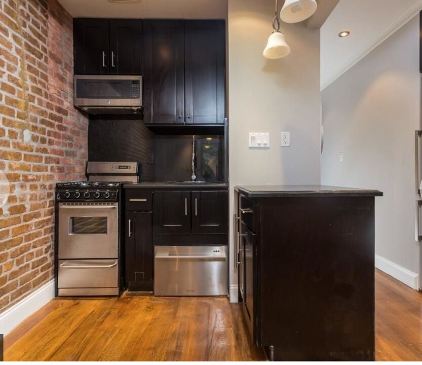 East 26th Street in New York, NY - Building Photo