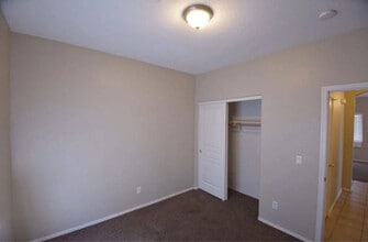 909 W St Charles Ave in Phoenix, AZ - Building Photo - Building Photo