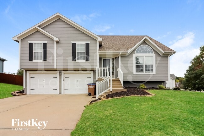 property at 208 High Point Ln