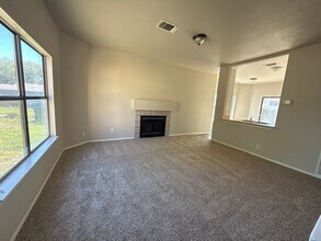 8437 Forest Ridge Dr in San Antonio, TX - Building Photo - Building Photo