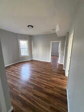 230 N Maple Ave, Unit 2nd floor in East Orange, NJ - Building Photo - Building Photo
