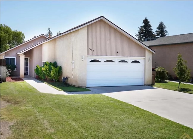 property at 3620 Rosemary Ct