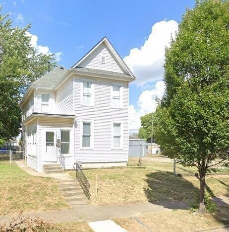 58 E Barthman Ave in Columbus, OH - Foto de edificio