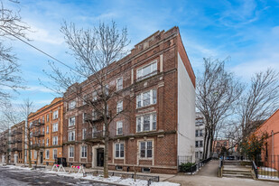 816 43rd St Apartments