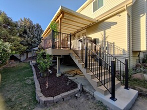1964 E Hawk Cir in Sandy, UT - Building Photo - Building Photo