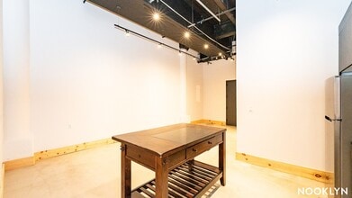 255 18th St, Unit 105 in Brooklyn, NY - Building Photo - Building Photo