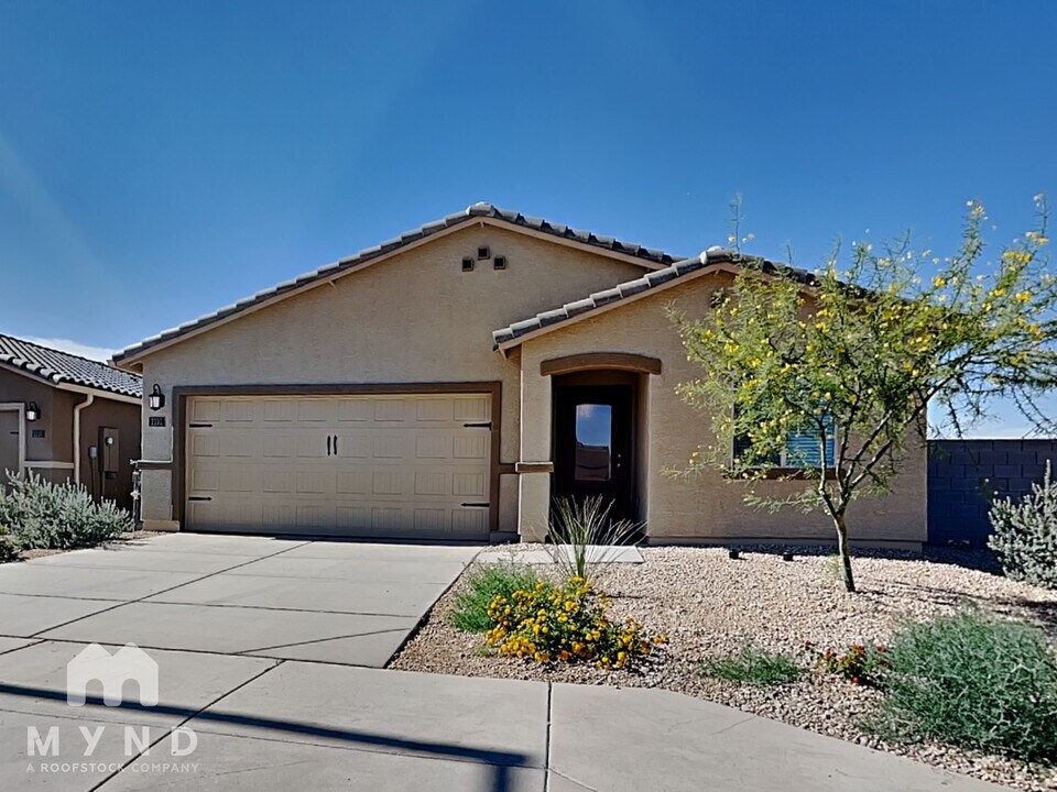 1131 W 20th St in Florence, AZ - Building Photo