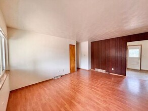 2430 Clearview Ave in Fort Collins, CO - Foto de edificio - Building Photo