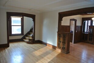 180 fairview ave s in St. Paul, MN - Building Photo