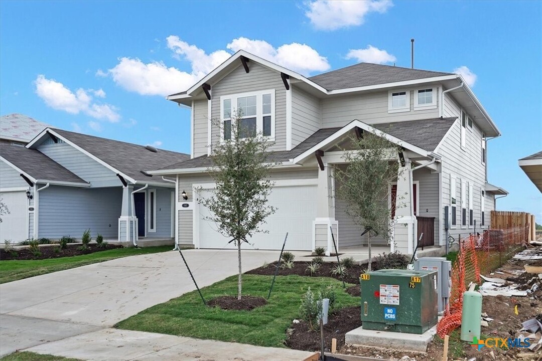 163 White Dunes Dr in Maxwell, TX - Building Photo