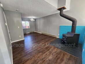 903 Sir Galahad Dr in Lafayette, CO - Foto de edificio - Building Photo