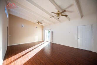 855 Rorke Way in Palo Alto, CA - Building Photo - Building Photo