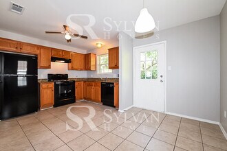 1215 S Oak Cliff Blvd in Dallas, TX - Building Photo - Building Photo
