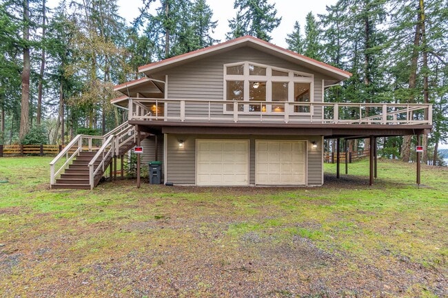 4750 Jones Rd in Oak Harbor, WA - Building Photo - Building Photo