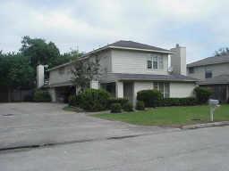 10834 Sugar Hill Dr in Houston, TX - Building Photo