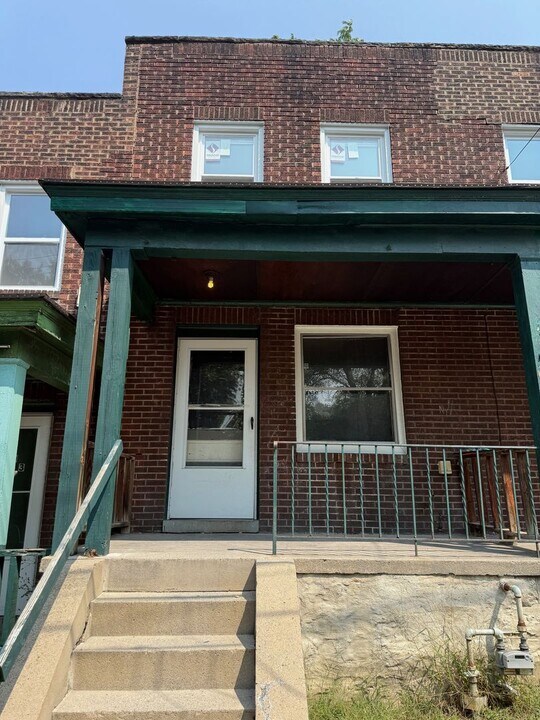 6505 Clifford St in Pittsburgh, PA - Building Photo
