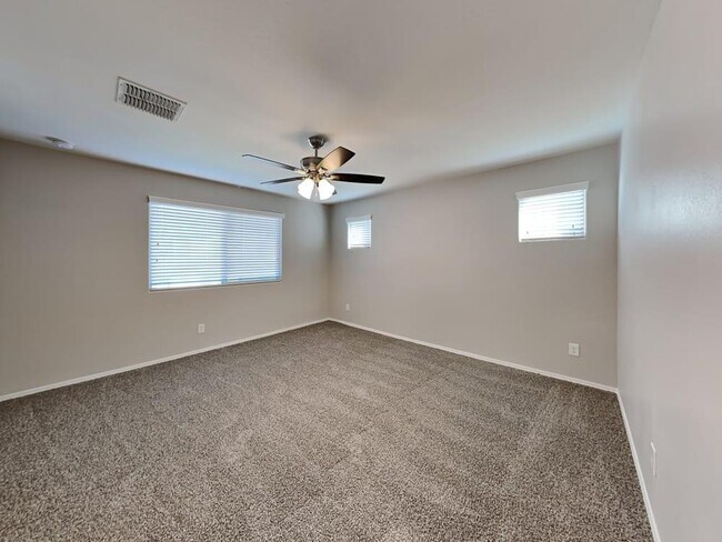 11988 W Taylor St in Avondale, AZ - Building Photo - Building Photo