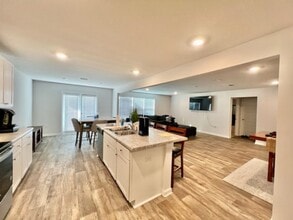 5539 Mars Hl Ln in Panama City, FL - Building Photo - Building Photo