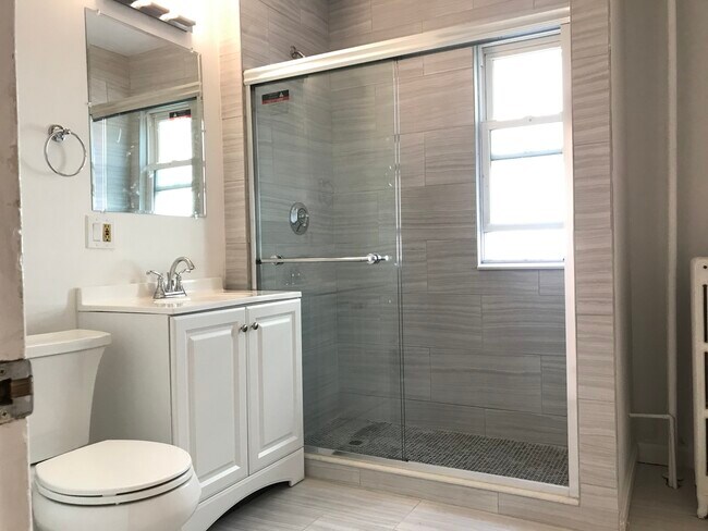 268 Willow Ave, Unit 7-bed in Somerville, MA - Foto de edificio - Building Photo