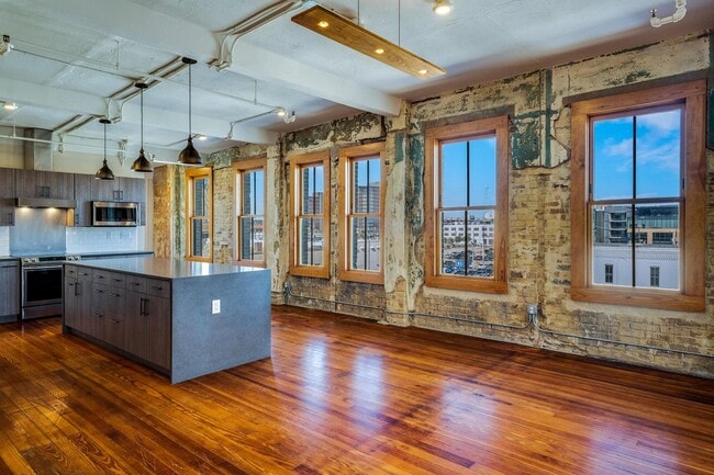 219 N Alamo St in San Antonio, TX - Building Photo - Building Photo