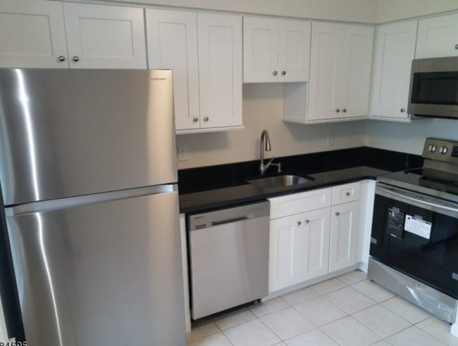 property at 73 Smithfield Ct