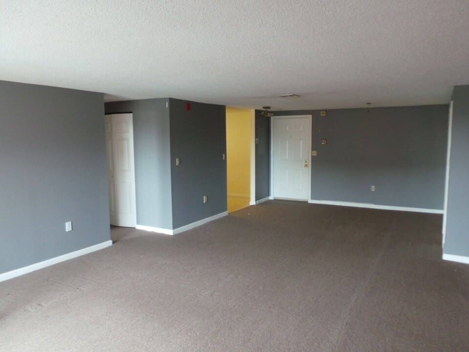 8 9th St-Unit -604 in Medford, MA - Building Photo