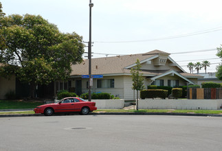 1530 E Locust Ave in Orange, CA - Building Photo - Building Photo