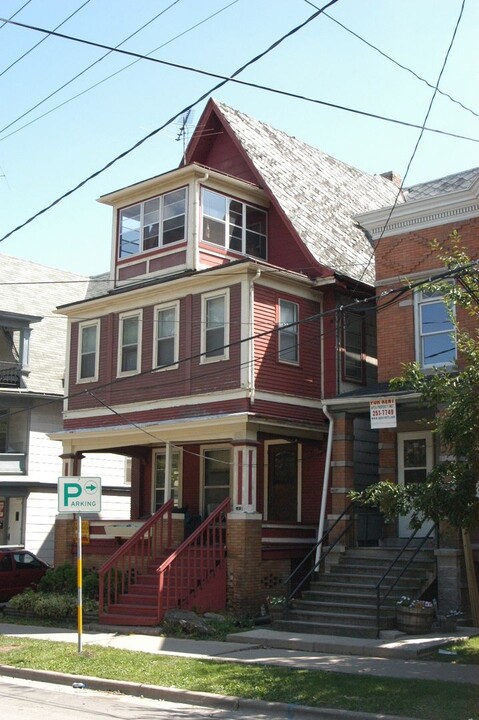 127 E Johnson St in Madison, WI - Foto de edificio