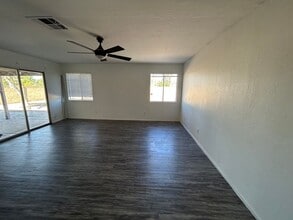 4804 W Juniper Ave in Glendale, AZ - Building Photo - Building Photo